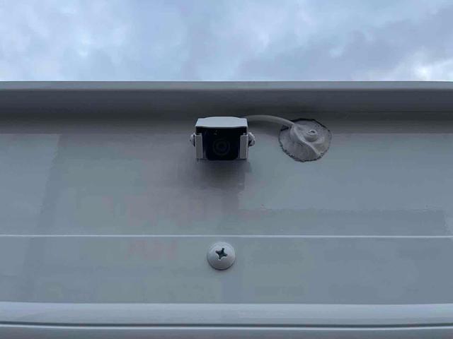 アトラストラック 　１．３５ｔ　はね上げゲート　階段付き　外装仕上げ済み　ＡＴ　後輪ダブル　バックカメラ　電動格納ミラー　エアコン　パワーウィンドウ　運転席エアバッグ　長さ３０７ｃｍ　幅１６４ｃｍ　高さ１８６ｃｍ（17枚目）