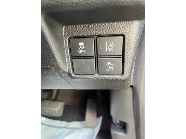 Ｎ－ＢＯＸカスタム Ｇ・Ｌホンダセンシング　ＥＴＣ　バックカメラ　両側電動スライドドア　ナビ　オートクルーズコントロール　レーンアシスト　衝突被害軽減システム　オートライト　ＬＥＤヘッドランプ　スマートキー　アイドリングストップ　電動格納ミラー（10枚目）