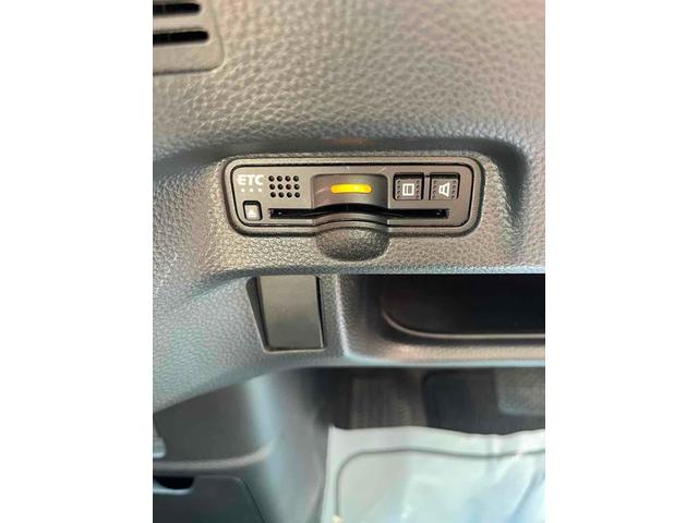 Ｎ－ＢＯＸカスタム Ｇ・Ｌホンダセンシング　ＥＴＣ　バックカメラ　両側電動スライドドア　ナビ　オートクルーズコントロール　レーンアシスト　衝突被害軽減システム　オートライト　ＬＥＤヘッドランプ　スマートキー　アイドリングストップ　電動格納ミラー（11枚目）