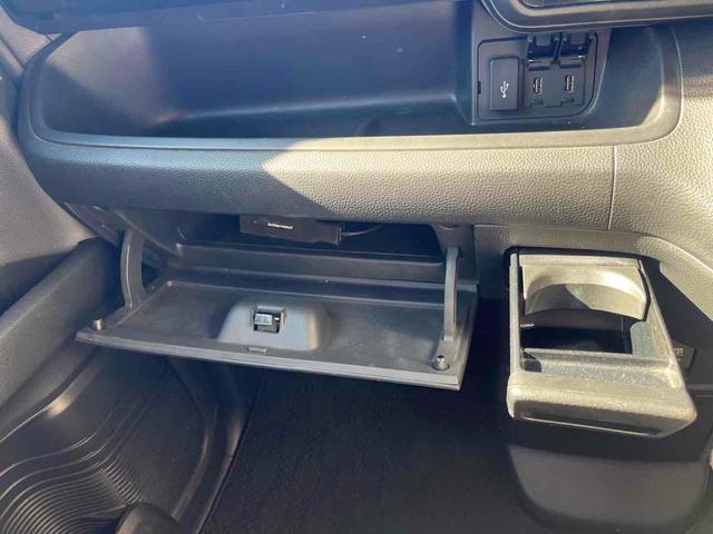 Ｎ－ＢＯＸカスタム Ｇ・Ｌホンダセンシング　ＥＴＣ　バックカメラ　両側電動スライドドア　ナビ　オートクルーズコントロール　レーンアシスト　衝突被害軽減システム　オートライト　ＬＥＤヘッドランプ　スマートキー　アイドリングストップ　電動格納ミラー（32枚目）