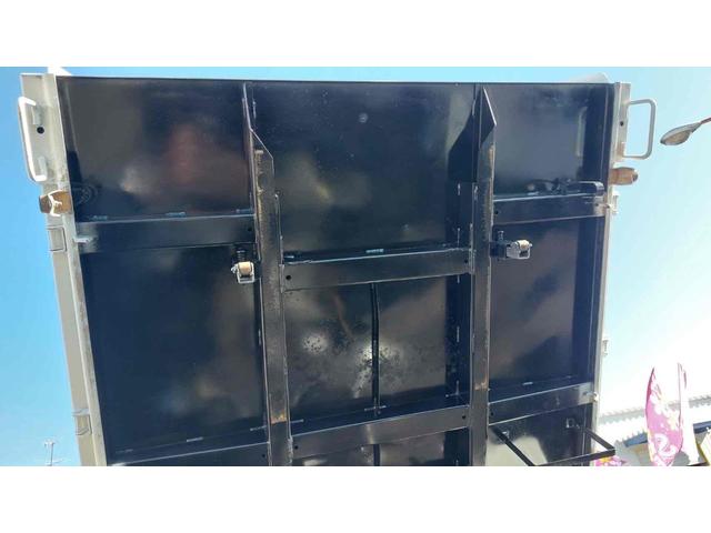 キャンター 　３ｔトラック　ダンプ　低床　ＡＴ　後輪ダブル　レーンアシスト　ＥＴＣ　キーレスエントリー　ターボ　エアコン　パワーウィンドウ　運転席エアバッグ　外装板金ペイント　コボレーン　中間ピン（16枚目）