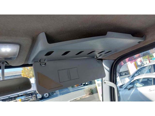 キャンター 　３ｔトラック　ダンプ　低床　ＡＴ　後輪ダブル　レーンアシスト　ＥＴＣ　キーレスエントリー　ターボ　エアコン　パワーウィンドウ　運転席エアバッグ　外装板金ペイント　コボレーン　中間ピン（68枚目）