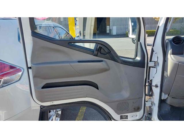 キャンター 　３ｔトラック　ダンプ　低床　ＡＴ　後輪ダブル　レーンアシスト　ＥＴＣ　キーレスエントリー　ターボ　エアコン　パワーウィンドウ　運転席エアバッグ　外装板金ペイント　コボレーン　中間ピン（77枚目）