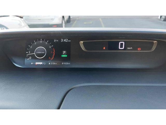 セレナ Ｓ　バックカメラ　ナビ　ＴＶ　オートクルーズコントロール　衝突被害軽減システム　両側スライド・片側電動　オートライト　スマートキー　電動格納ミラー　３列シート　ＣＶＴ　アルミホイール　ＣＤ　ＤＶＤ再生（4枚目）