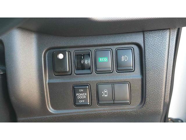 セレナ Ｓ　バックカメラ　ナビ　ＴＶ　オートクルーズコントロール　衝突被害軽減システム　両側スライド・片側電動　オートライト　スマートキー　電動格納ミラー　３列シート　ＣＶＴ　アルミホイール　ＣＤ　ＤＶＤ再生（10枚目）