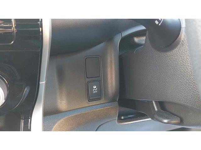 セレナ Ｓ　バックカメラ　ナビ　ＴＶ　オートクルーズコントロール　衝突被害軽減システム　両側スライド・片側電動　オートライト　スマートキー　電動格納ミラー　３列シート　ＣＶＴ　アルミホイール　ＣＤ　ＤＶＤ再生（42枚目）