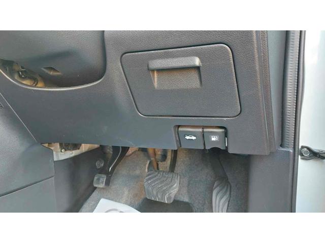 セレナ Ｓ　バックカメラ　ナビ　ＴＶ　オートクルーズコントロール　衝突被害軽減システム　両側スライド・片側電動　オートライト　スマートキー　電動格納ミラー　３列シート　ＣＶＴ　アルミホイール　ＣＤ　ＤＶＤ再生（46枚目）