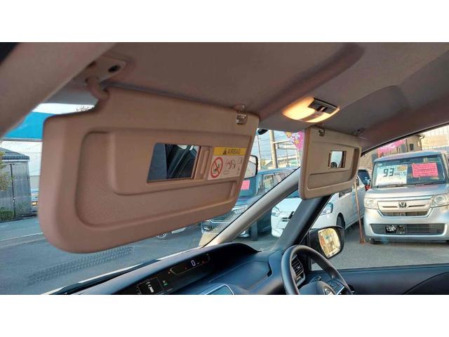 セレナ Ｓ　バックカメラ　ナビ　ＴＶ　オートクルーズコントロール　衝突被害軽減システム　両側スライド・片側電動　オートライト　スマートキー　電動格納ミラー　３列シート　ＣＶＴ　アルミホイール　ＣＤ　ＤＶＤ再生（53枚目）