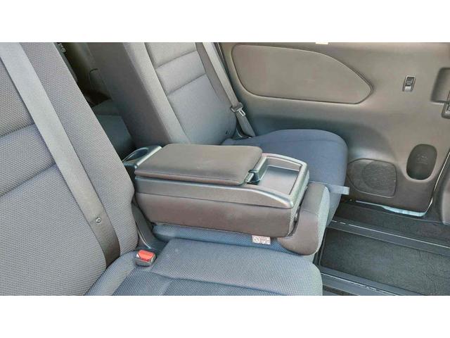 セレナ Ｓ　バックカメラ　ナビ　ＴＶ　オートクルーズコントロール　衝突被害軽減システム　両側スライド・片側電動　オートライト　スマートキー　電動格納ミラー　３列シート　ＣＶＴ　アルミホイール　ＣＤ　ＤＶＤ再生（62枚目）