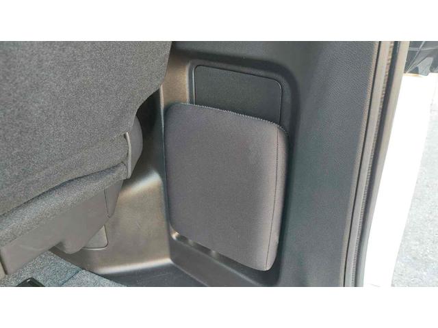 セレナ Ｓ　バックカメラ　ナビ　ＴＶ　オートクルーズコントロール　衝突被害軽減システム　両側スライド・片側電動　オートライト　スマートキー　電動格納ミラー　３列シート　ＣＶＴ　アルミホイール　ＣＤ　ＤＶＤ再生（74枚目）