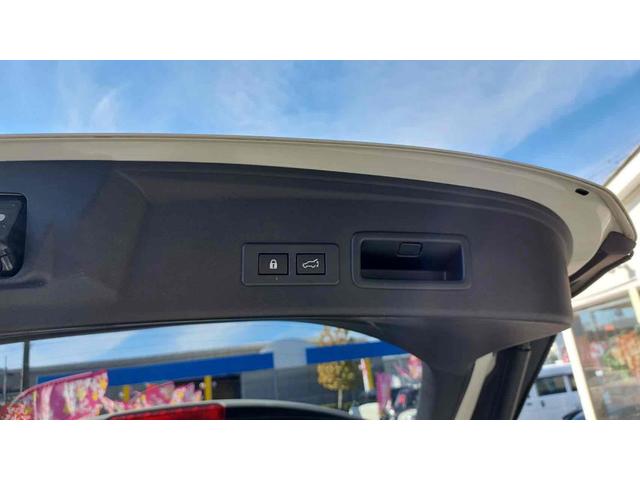 レヴォーグ ＳＴＩスポーツ　ＥＸ　４ＷＤ　ワンオーナー　ＥＴＣ　全周囲カメラ　ナビ　ＴＶ　オートクルーズコントロール　衝突被害軽減システム　アルミホイール　オートライト　ＬＥＤヘッドランプ　パワーシート　ターボ　スマートキー（71枚目）