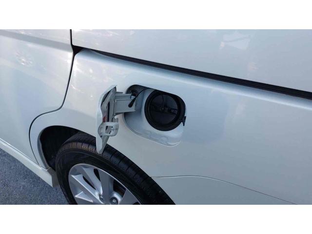 アイシス プラタナ　Ｕセレクション　ドライブレコーダー　ＥＴＣ　バックカメラ　ナビ　ＴＶ　両側電動スライドドア　ＨＩＤ　電動リアゲート　スマートキー　電動格納ミラー　３列シート　ＣＶＴ　アルミホイール　ＣＤ　ＤＶＤ再生（35枚目）