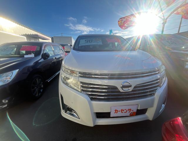 エルグランド ２５０ハイウェイスター　ＥＴＣ　全周囲カメラ　ナビ　ＴＶ　両側電動スライドドア　オートライト　ＨＩＤ　スマートキー　電動格納ミラー　３列シート　フルフラット　ハーフレザーシート　オットマン　ＣＶＴ　アルミホイール　ＣＤ（42枚目）