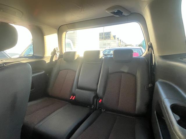 エルグランド ２５０ハイウェイスター　ＥＴＣ　全周囲カメラ　ナビ　ＴＶ　両側電動スライドドア　オートライト　ＨＩＤ　スマートキー　電動格納ミラー　３列シート　フルフラット　ハーフレザーシート　オットマン　ＣＶＴ　アルミホイール　ＣＤ（67枚目）