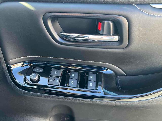 エスクァイア Ｇｉ　ＥＴＣ　バックカメラ　ナビ　ＴＶ　クリアランスソナー　オートクルーズコントロール　レーンアシスト　衝突被害軽減システム　両側電動スライドドア　オートマチックハイビーム　オートライト　ＬＥＤヘッドランプ（11枚目）