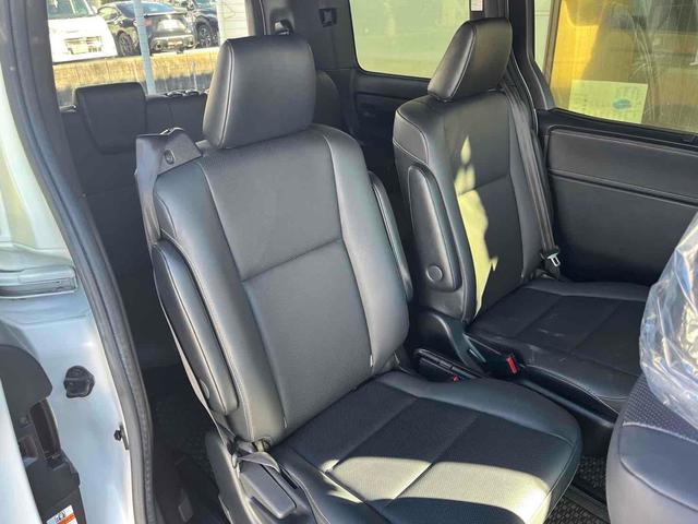 エスクァイア Ｇｉ　ＥＴＣ　バックカメラ　ナビ　ＴＶ　クリアランスソナー　オートクルーズコントロール　レーンアシスト　衝突被害軽減システム　両側電動スライドドア　オートマチックハイビーム　オートライト　ＬＥＤヘッドランプ（25枚目）