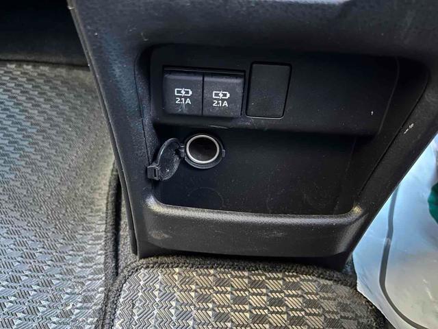 エスクァイア Ｇｉ　ＥＴＣ　バックカメラ　ナビ　ＴＶ　クリアランスソナー　オートクルーズコントロール　レーンアシスト　衝突被害軽減システム　両側電動スライドドア　オートマチックハイビーム　オートライト　ＬＥＤヘッドランプ（37枚目）