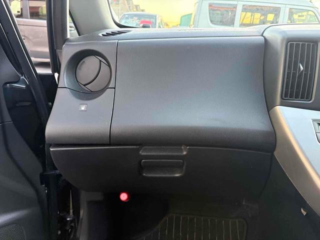 ソニカ ETC ナビ TV HID スマートキー 電動格納ミラー ベンチシート ターボ CVT 盗難防止システム ABS CD USB ミュージックプレイヤー接続可 アルミホイール 衝突安全ボディ エアコン(29枚目)