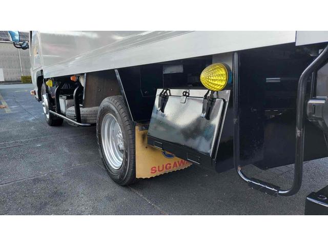 エルフトラック 1.5tパネルバン CVT 後輪ダブル バックカメラ キーレスエントリー 電動格納ミラー エアコン パワーウィンドウ 運転席エアバッグ 長さ310cm 幅165cm 高さ193cm(17枚目)