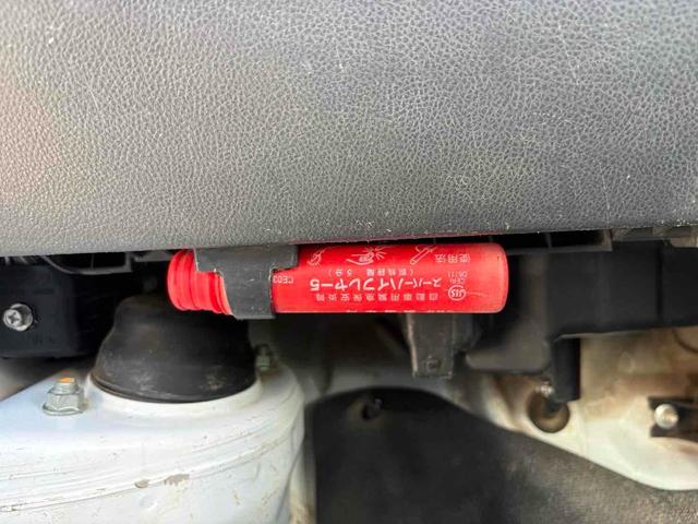 キャリイトラック ダンプ　４ＷＤ　ＭＴ　エアコン　運転席エアバッグ（24枚目）