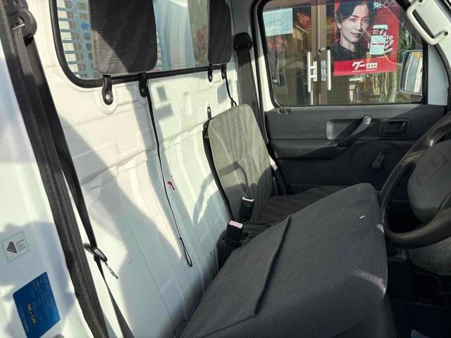 キャリイトラック ダンプ　４ＷＤ　ＭＴ　エアコン　運転席エアバッグ（39枚目）