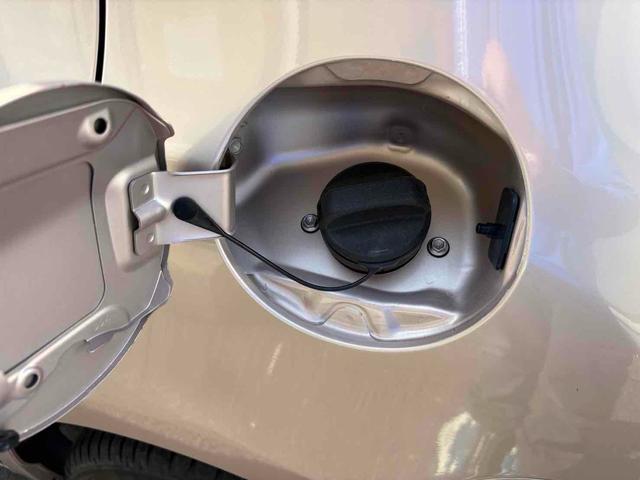 アルトラパンショコラ Ｘ　ＥＴＣ　オートライト　ＨＩＤ　スマートキー　アイドリングストップ　電動格納ミラー　ベンチシート　ＣＶＴ　盗難防止システム　ＡＢＳ　ＣＤ　衝突安全ボディ　エアコン　パワーステアリング　パワーウィンドウ（49枚目）