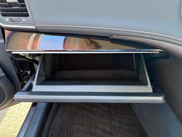 クラウンハイブリッド ロイヤル 後期 ドライブレコーダー ETC レーンアシスト オートクルーズコントロール 衝突被害軽減システム ナビ TV オートマチックハイビーム オートライト LEDヘッドランプ CVT スマートキー(23枚目)