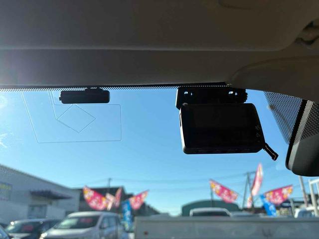 クラウンハイブリッド ロイヤル 後期 ドライブレコーダー ETC レーンアシスト オートクルーズコントロール 衝突被害軽減システム ナビ TV オートマチックハイビーム オートライト LEDヘッドランプ CVT スマートキー(24枚目)