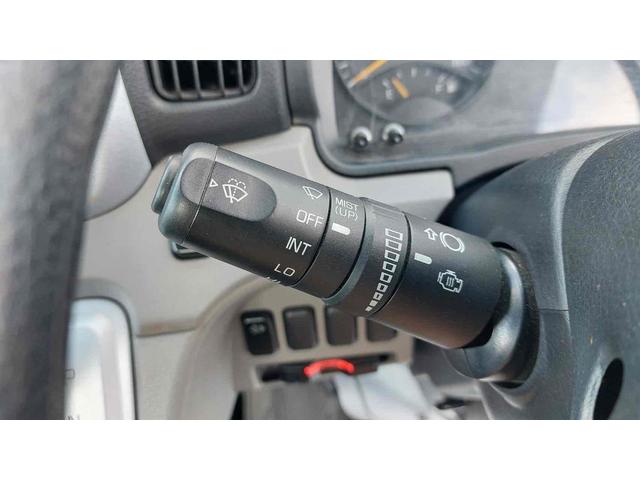 キャンター 　３ｔ　ワイドロングトラック　低床　ＣＶＴ　後輪ダブル　ＥＴＣ　キーレスエントリー　ターボ　エアコン　パワーウィンドウ　運転席エアバッグ　外装板金ペイント　ロープフック６ケ　長さ４３５ｃｍ　幅２０８ｃｍ（46枚目）