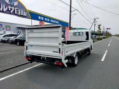 当店のお車をご覧いただきましてありがとうございます。お車についてのご質問やお見積りのご依頼、ご購入にあたってのご相談などお気軽にお問い合わせ下さい！ 3