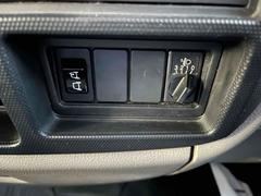 この度は当店のお車をご覧になっていただき、誠にありがとうございます。じっくり現車確認して頂けるよう、ご準備を致します！ 6