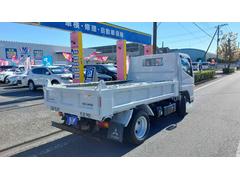 この度は当店のお車をご覧になっていただき、誠にありがとうございます。じっくり現車確認して頂けるよう、ご準備を致します！ 5