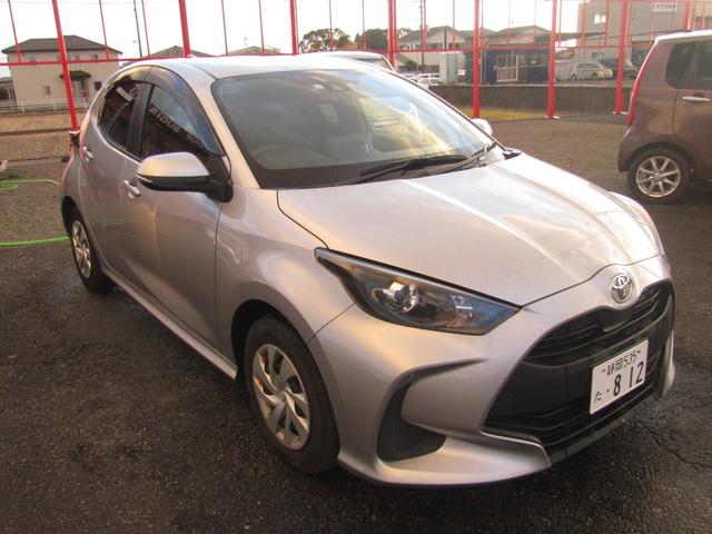 ヤリス Ｘ（2枚目）