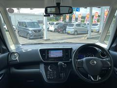 まずは気軽にお問合せ・お見積りお待ちしております。じっくり現車確認して頂けるよう、ご準備を致します！ 2