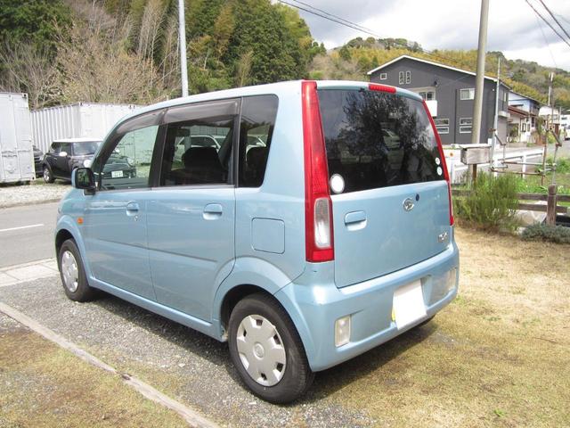 ムーヴ Ｌ　修復歴なし　走行７万キロ　車検７年７月　禁煙車　５速マニュアル車　キーレス　ＣＤ　エアコン　パワステ　パワーウィンド　ダブルエアバック（5枚目）