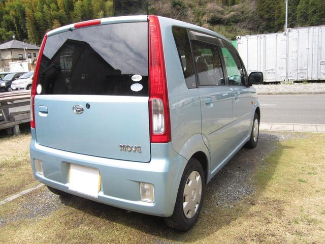 ムーヴ Ｌ　修復歴なし　走行７万キロ　車検７年７月　禁煙車　５速マニュアル車　キーレス　ＣＤ　エアコン　パワステ　パワーウィンド　ダブルエアバック（7枚目）