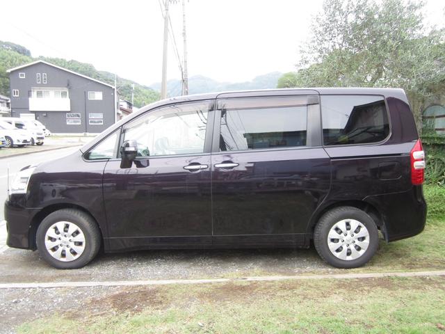 ノア X Gエディション 禁煙車 7人乗り ナビ TV リアモニター ETC Bカメラ 車検令和8年11月(5枚目)