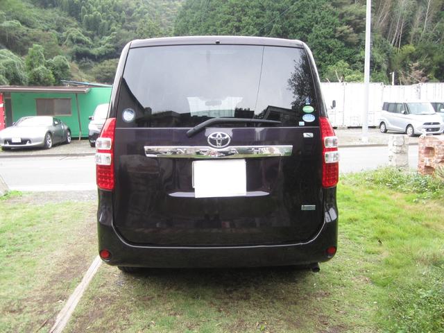 ノア X Gエディション 禁煙車 7人乗り ナビ TV リアモニター ETC Bカメラ 車検令和8年11月(7枚目)