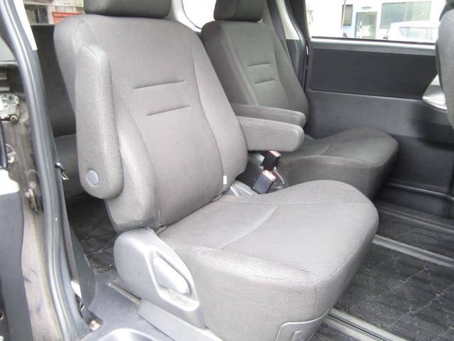 ノア X Gエディション 禁煙車 7人乗り ナビ TV リアモニター ETC Bカメラ 車検令和8年11月(13枚目)