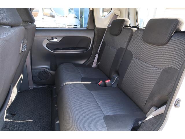 ステラ カスタムＲ　スマートアシスト　ＬＥＤライト＆フォグ　フルセグＳＤナビ　Ｂｌｕｅｔｏｏｔｈ　全方位モニター　ＥＴＣ　運転席シートヒーター　アイドリングストップ　スマートアシスト　純正アルミ　スマートキー　ＵＳＢソケット　禁煙車（7枚目）