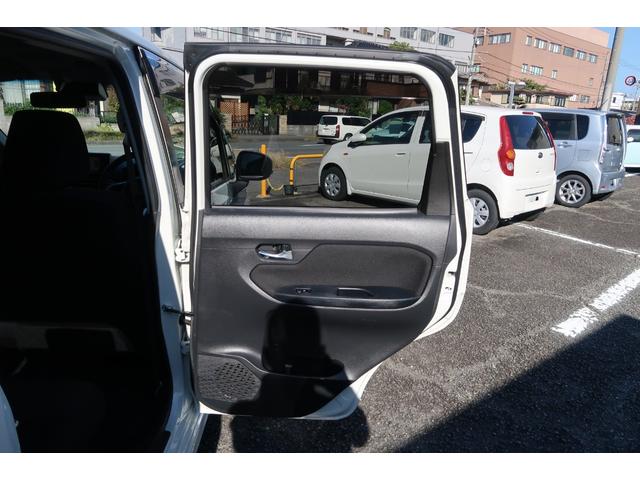 ステラ カスタムＲ　スマートアシスト　ＬＥＤライト＆フォグ　フルセグＳＤナビ　Ｂｌｕｅｔｏｏｔｈ　全方位モニター　ＥＴＣ　運転席シートヒーター　アイドリングストップ　スマートアシスト　純正アルミ　スマートキー　ＵＳＢソケット　禁煙車（18枚目）