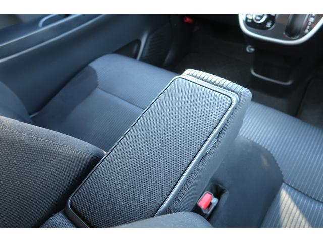 ステラ カスタムＲ　スマートアシスト　ＬＥＤライト＆フォグ　フルセグＳＤナビ　Ｂｌｕｅｔｏｏｔｈ　全方位モニター　ＥＴＣ　運転席シートヒーター　アイドリングストップ　スマートアシスト　純正アルミ　スマートキー　ＵＳＢソケット　禁煙車（30枚目）