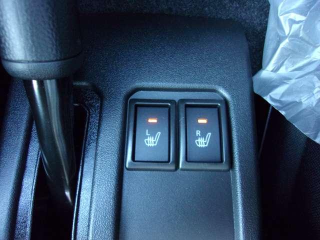 ジムニー ６６０　ＸＣ　４ＷＤ　インタークーラーターボ　デュアルセンサー　デュアルセンサーブレーキＳ　Ｗエアバッグ　ＡＵＴＯエアコン　パワーウィンドゥ　スマキー　アクティブクルーズコントロール　ＬＤＡ　運転席エアバッグ　ＬＥＤへッドライト　アルミ　キーフリーシステム　ＰＳ（9枚目）