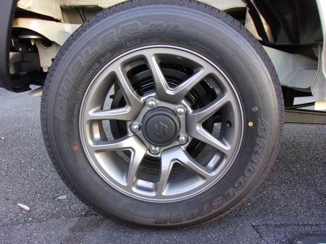 ジムニー ６６０　ＸＣ　４ＷＤ　インタークーラーターボ　デュアルセンサー　デュアルセンサーブレーキＳ　Ｗエアバッグ　ＡＵＴＯエアコン　パワーウィンドゥ　スマキー　アクティブクルーズコントロール　ＬＤＡ　運転席エアバッグ　ＬＥＤへッドライト　アルミ　キーフリーシステム　ＰＳ（20枚目）