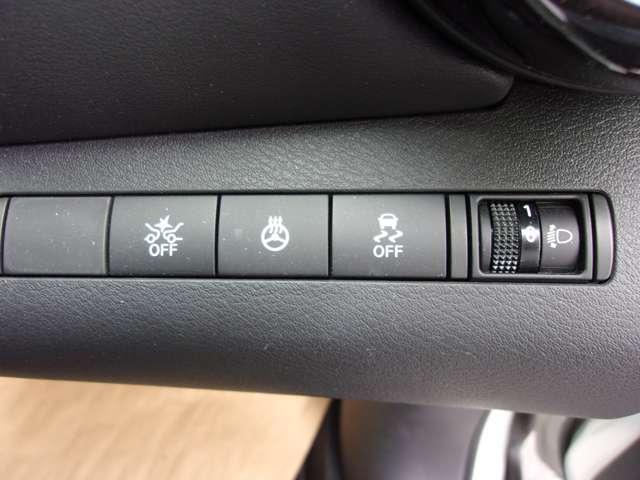 キックス 1.2 X 90周年記念車 (e-POWER) 純正メモリーナビ アラウンドビューモニタ アラウンドモニター 衝突被害軽減ブレ-キ LED メモリ-ナビ 車線逸脱警報 バックモニター ETC(9枚目)