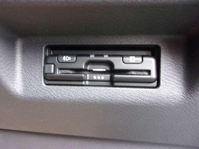 キックス 1.2 X 90周年記念車 (e-POWER) 純正メモリーナビ アラウンドビューモニタ アラウンドモニター 衝突被害軽減ブレ-キ LED メモリ-ナビ 車線逸脱警報 バックモニター ETC(14枚目)