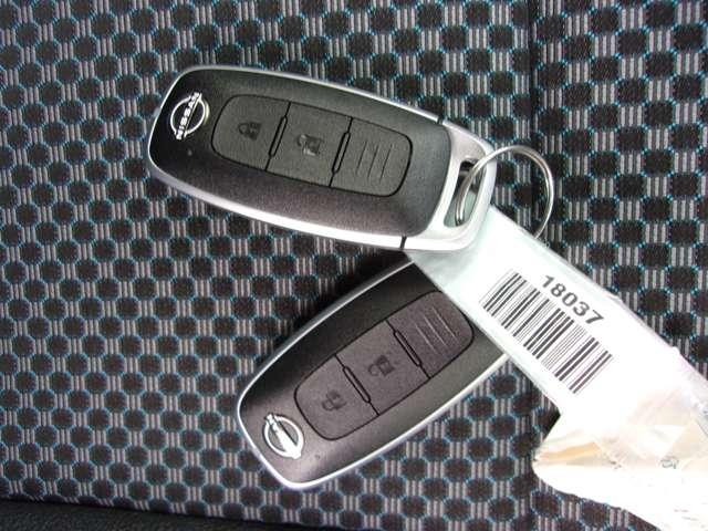 キックス 1.2 X 90周年記念車 (e-POWER) 純正メモリーナビ アラウンドビューモニタ アラウンドモニター 衝突被害軽減ブレ-キ LED メモリ-ナビ 車線逸脱警報 バックモニター ETC(17枚目)