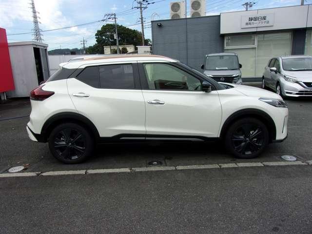 キックス 1.2 X 90周年記念車 (e-POWER) 純正メモリーナビ アラウンドビューモニタ アラウンドモニター 衝突被害軽減ブレ-キ LED メモリ-ナビ 車線逸脱警報 バックモニター ETC(19枚目)