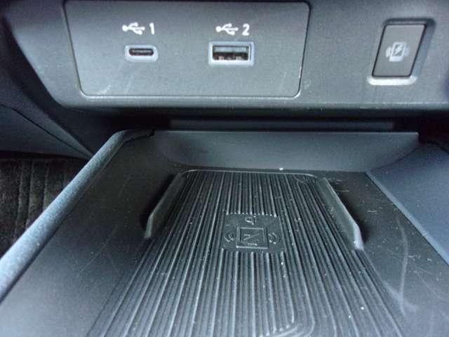 ノート １．２　Ｘ　純正コネクトナビ　プロパイロット　リアカメラ　衝突被害軽減ブレ－キ　全方位カメラ　ＥＴＣ付　ＬＥＤヘッドライト　レーダークルーズ　レーンアシスト　インテリジェントキー　ワンオーナー　アイドリングストップ　ワンセグＴＶ　ＴＶナビ　ＡＢＳ（16枚目）