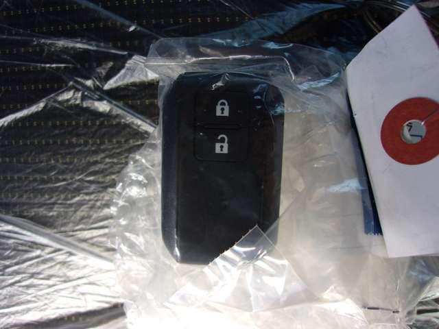 ジムニーシエラ １．５　ＪＣ　４ＷＤ　登録済み車スズキＣｏｎｎｅｃｔ　追突軽減ブレーキ　アイドリングＳ　スマートエントリー　車線逸脱警報装置　ダブルエアバッグ　キーレスエントリー　パワーステアリング　オートクルーズコントロール　ＬＥＤへッドライト　ＰＷ　ＡＡＣ　ＡＢＳ　パートタイム４ＷＤ（15枚目）